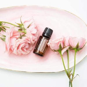 How can cedarwood essential oil help you to look and feel awesome?